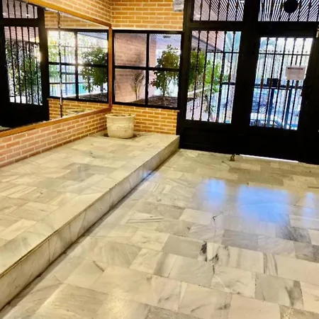 Appartamento студия 300 м до центрального пляжа дель кура